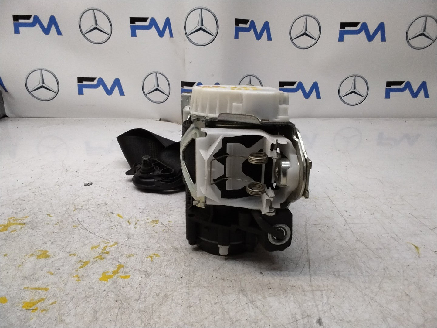 MERCEDES M CLASS GLE SEAT BELT FRONT LEFT PASSENGER A1668601300 W166 FMS373 NSF