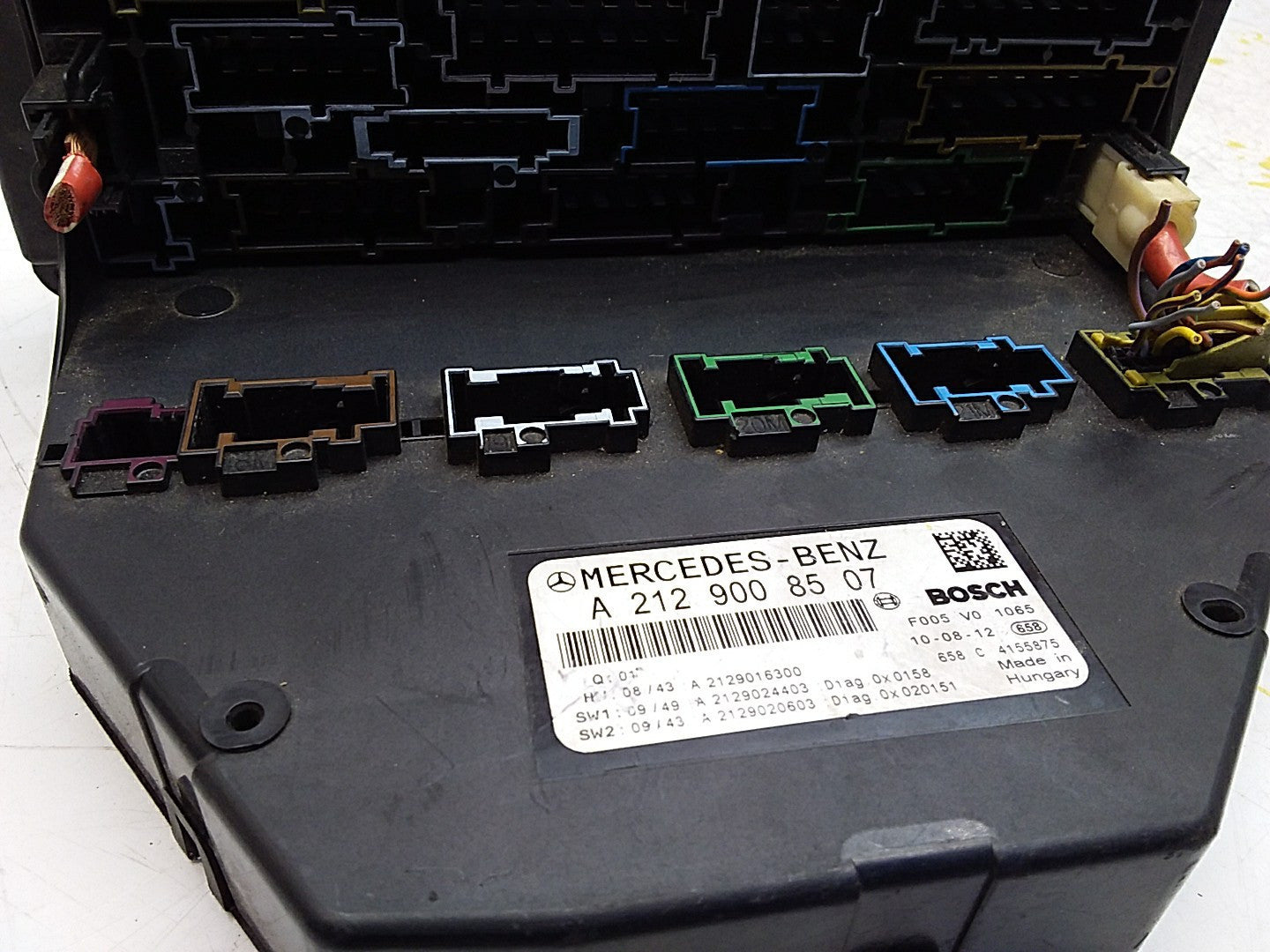 Mercedes E-CLASS W212 Fuse  Box RELAY A2129008507 FMF89