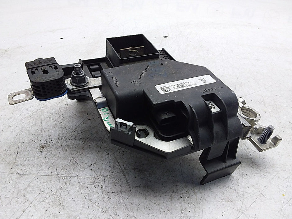 MERCEDES  B-CLASS W247 BATTERY TERMINAL LIMITER BRACKET UNIT A2479067502 FMR10