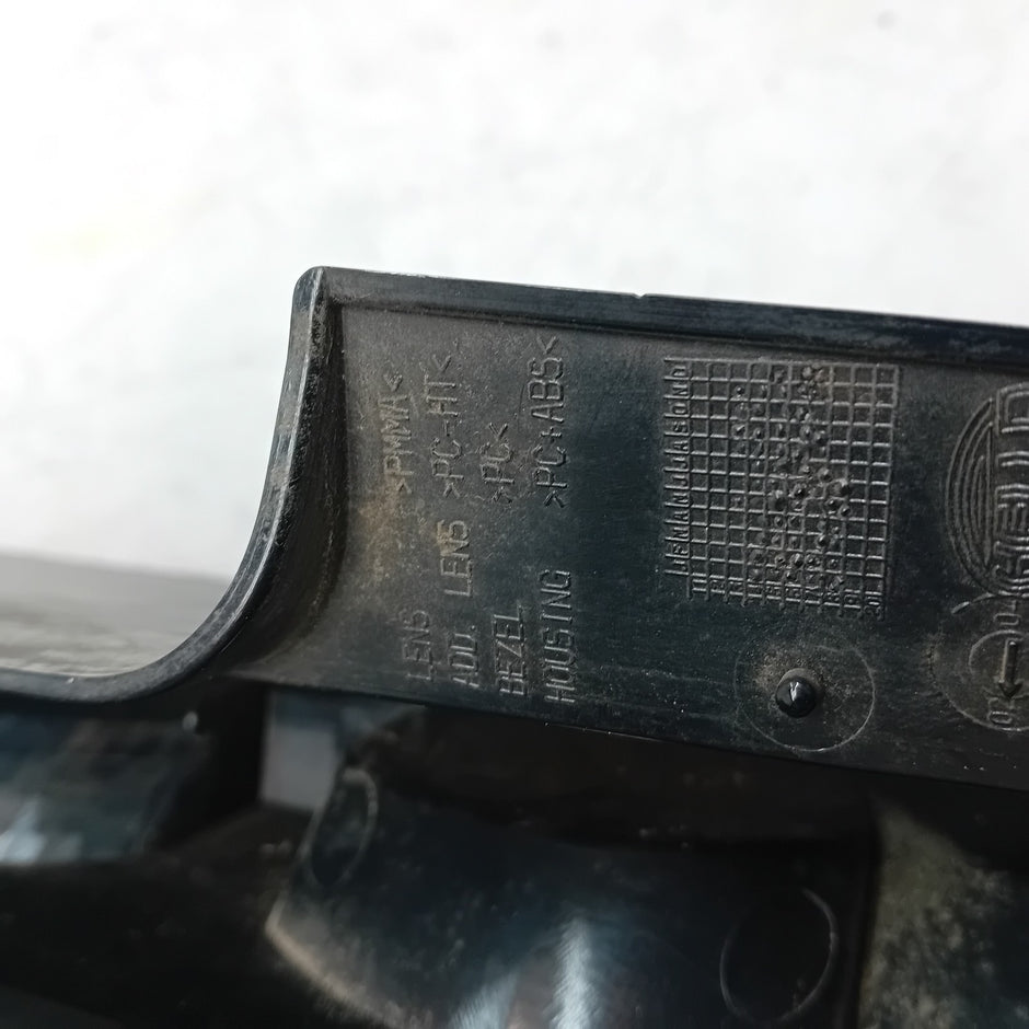 MERCEDES VITO W447 2015-20 DRIVER OS REAR TAIL LIGHT R191014 FMT154