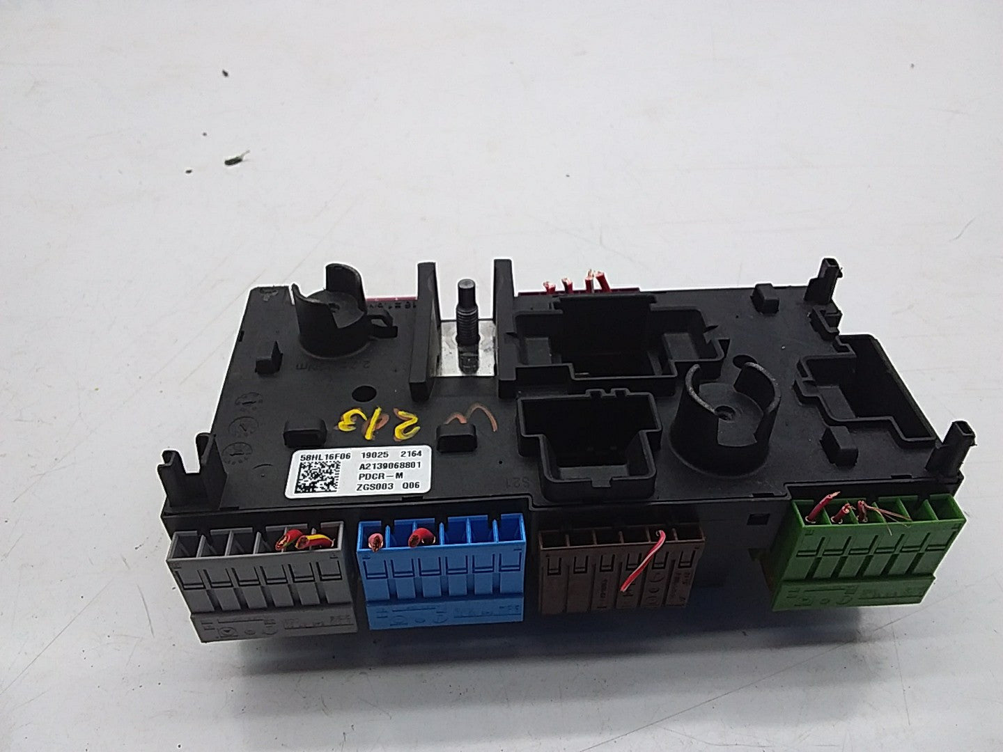 MERCEDES E CLASS FUSE RELAY BOX A2139068801 W213 2016 ONWARDS FMF57