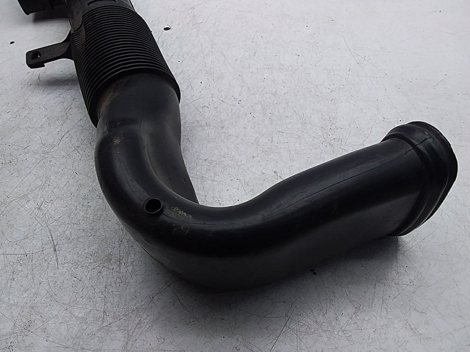 MERCEDES-BENZ E-CLASS A212 AIR INTAKE TUBE A6510903437 FMI03