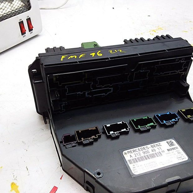 Mercedes E-CLASS W212 Fuse  Box RELAY A2129004911 FMF96
