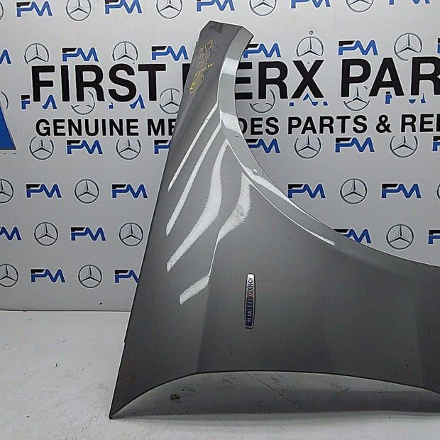 MERCEDES  E-CLASS W212 OS RIGHT DRIVER SIDE WINGS FMW26 A2128610201