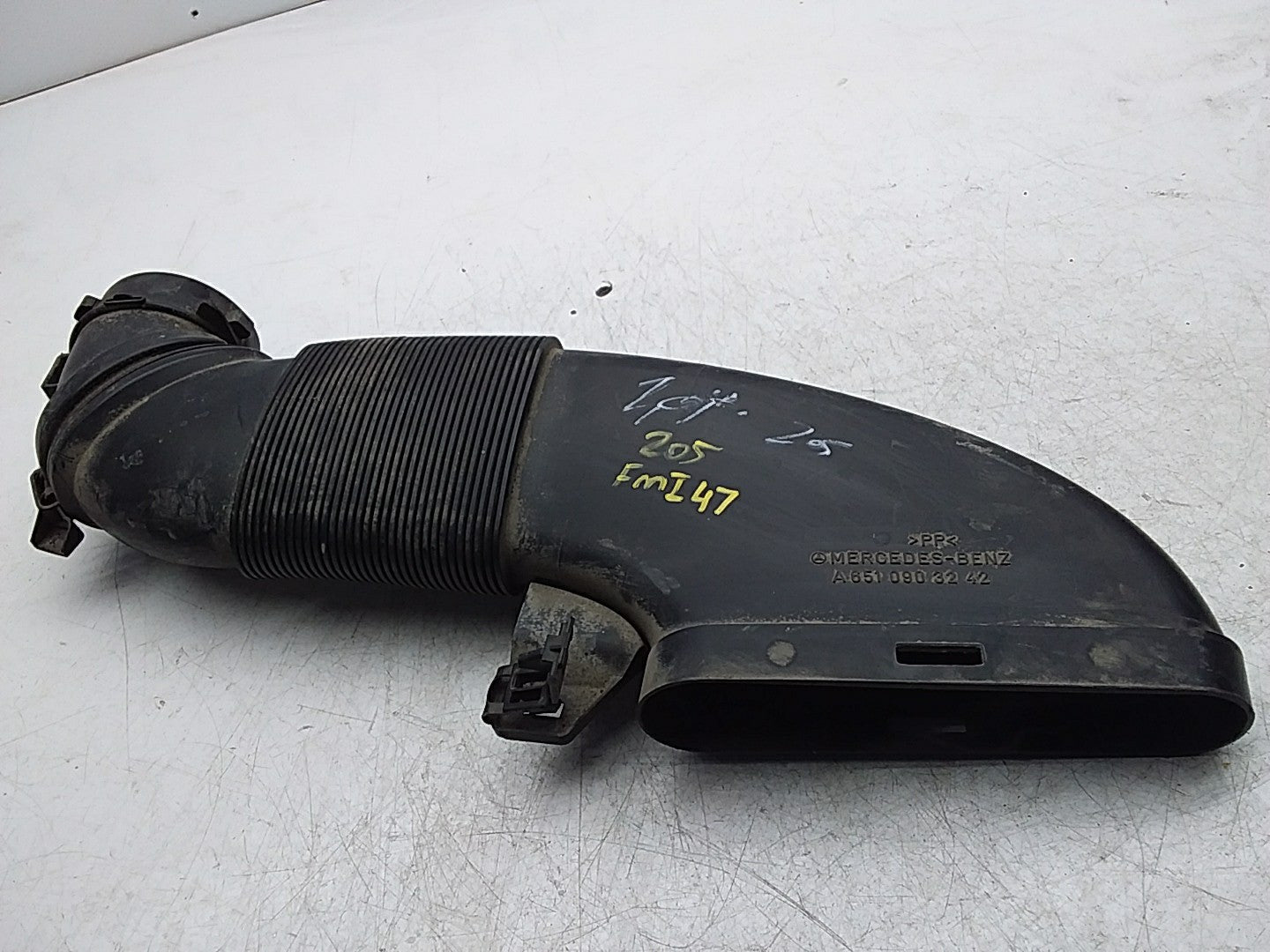 MERCEDES BENZ C-CLASS W205 AIR INTAKE TUBE A6510903242 FMI47