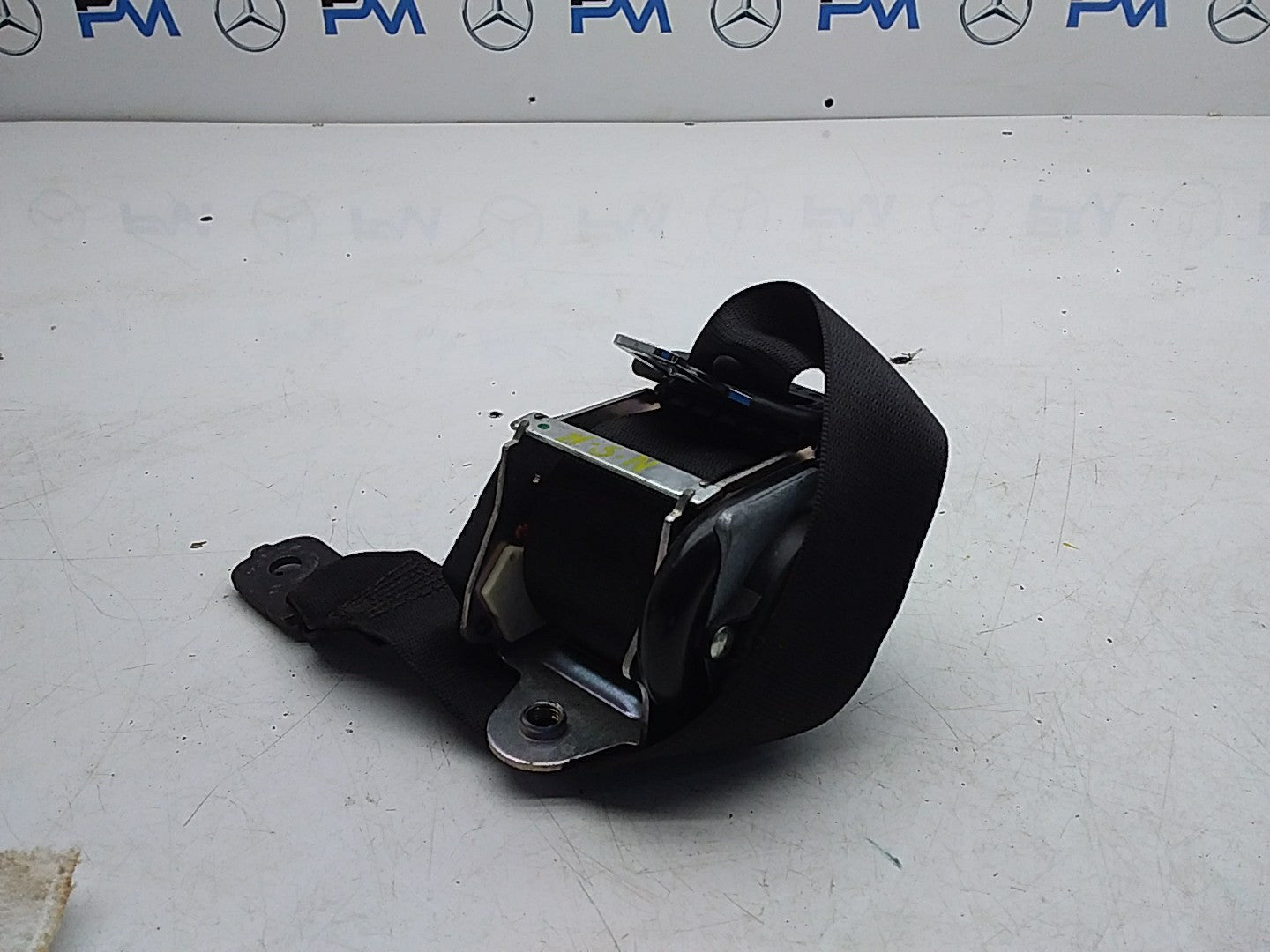 MERCEDES E-CLASS W207 SEAT BELT REAR  LEFT PASSENGER SIDE A2078603985 FMS208 NSR
