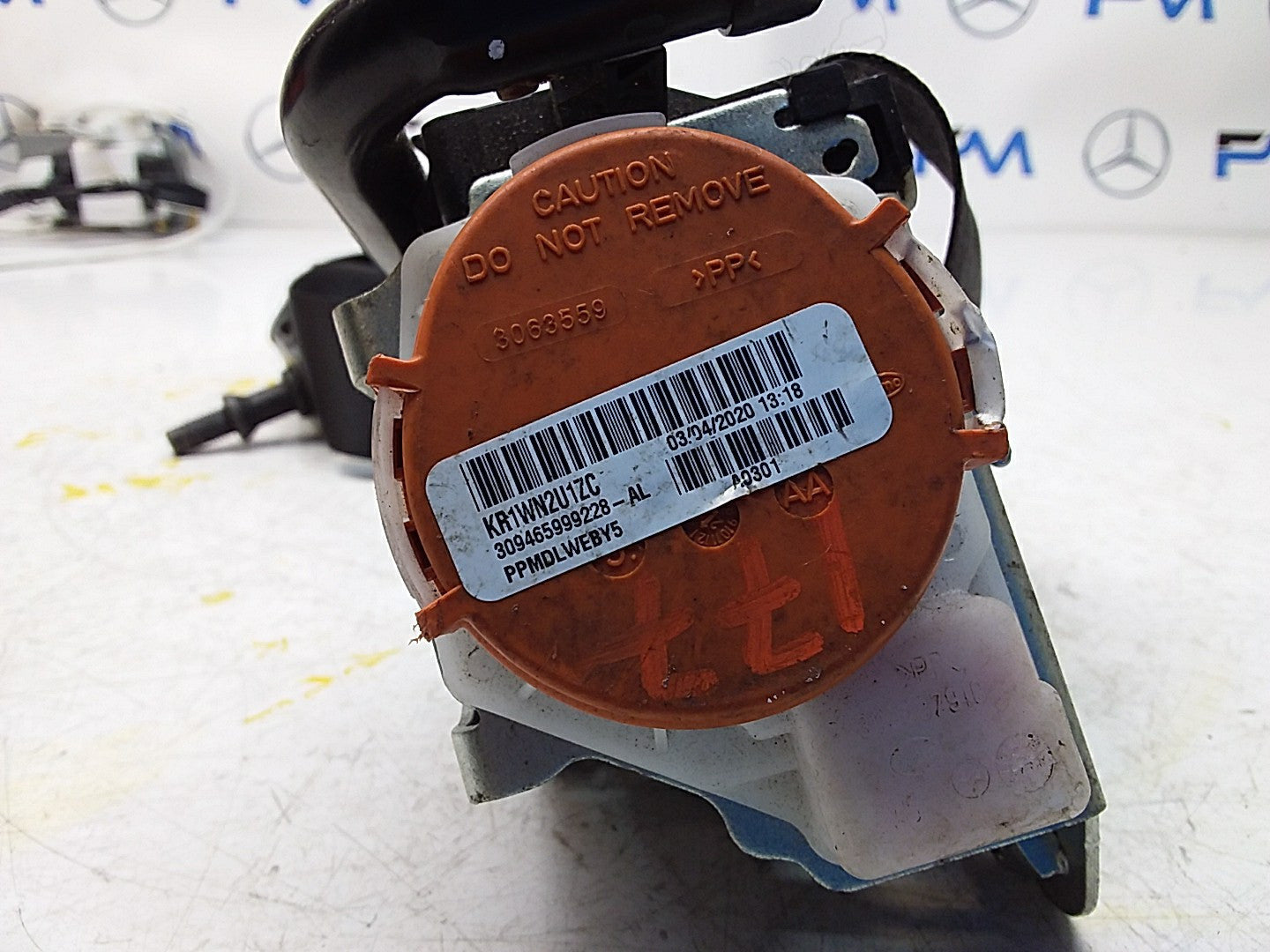 MERCEDES A CLASS  FRONT RIGHT SEAT BELT WITH PRETENSIONER A1778600800 FMS52 OSF