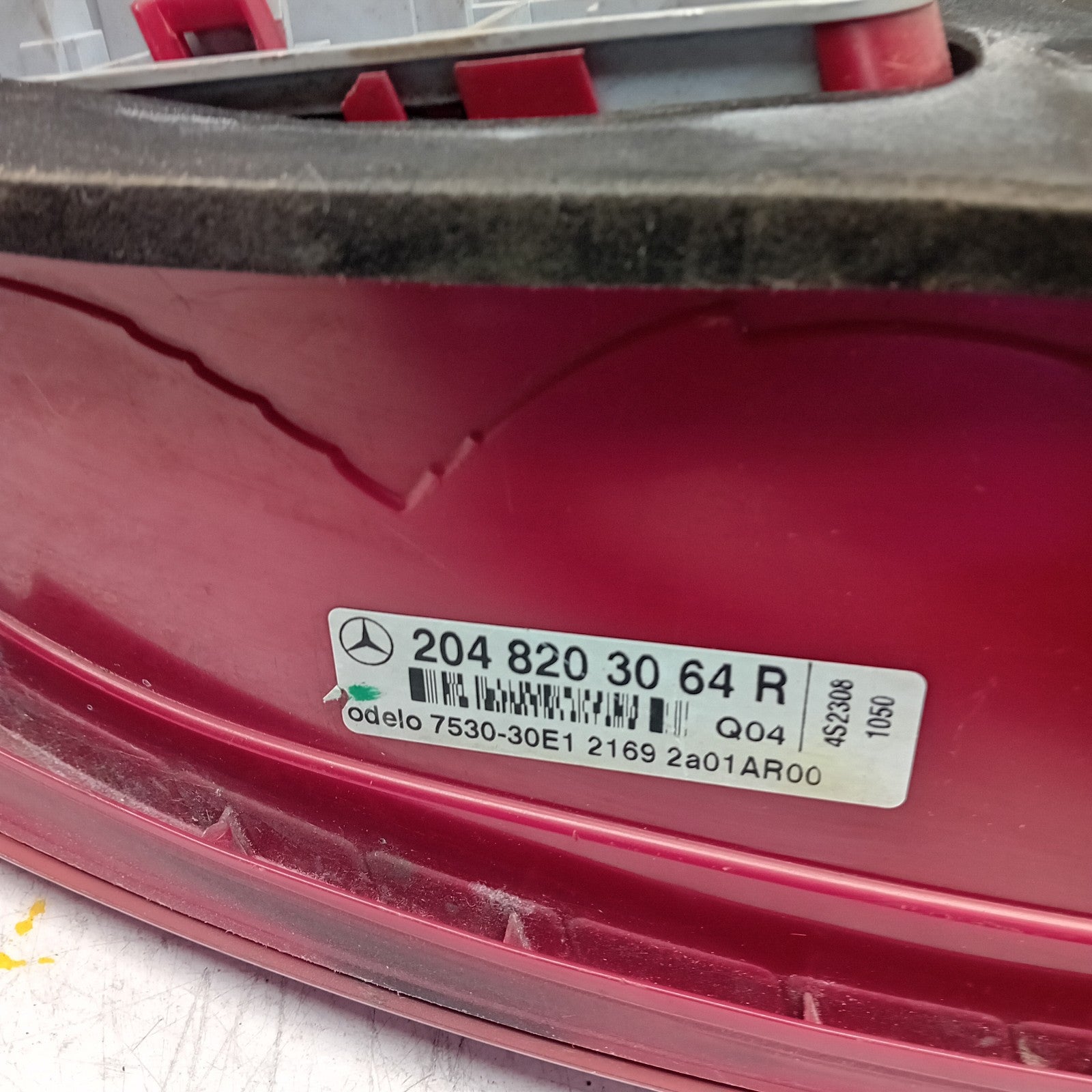MERCEDES C-CLASS W204 DRIVER SIDE OS REAR TAIL LIGHT A2048203064 2011 FMT120