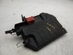 MERCEDES BENZ  B-CLASS  W246 FUSE RELAY JUNCTION BOX LID A2465400182  FMF158