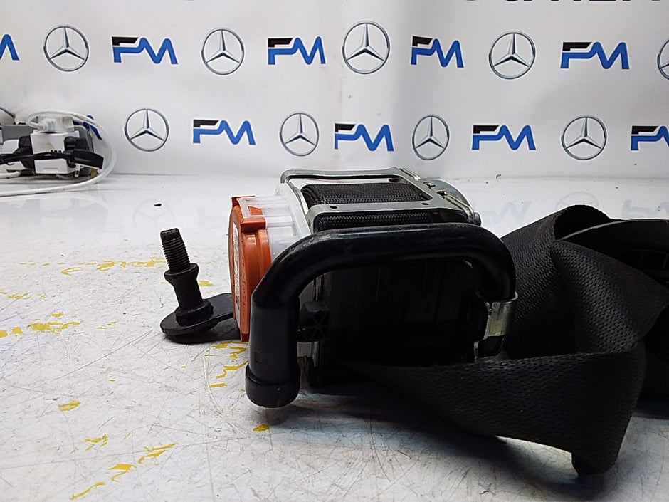 MERCEDES A CLASS  FRONT RIGHT SEAT BELT WITH PRETENSIONER A1778600800 FMS53 OSF