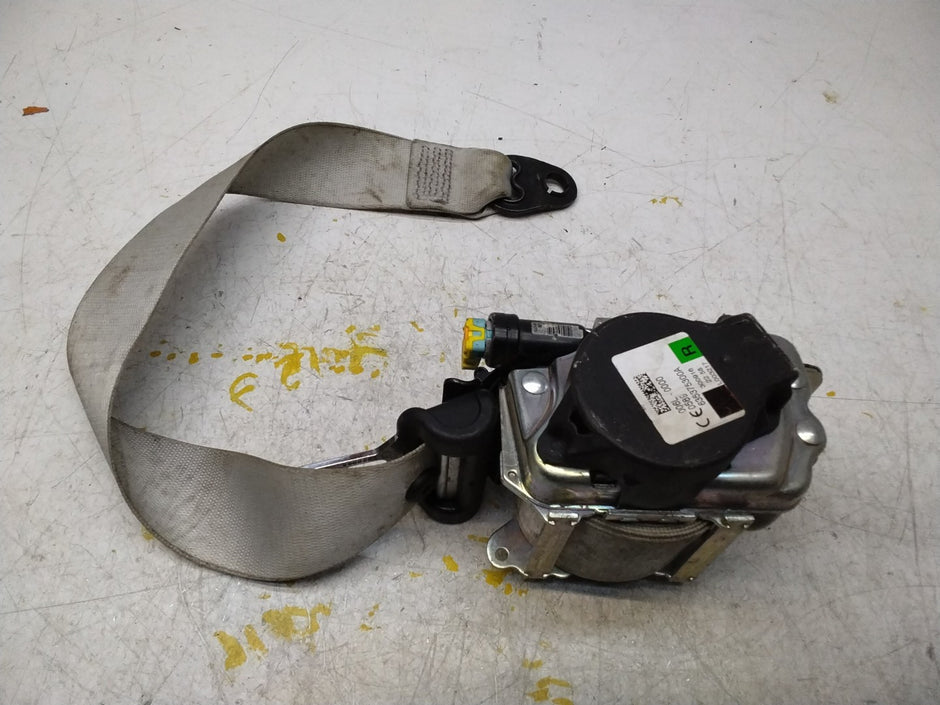 MERCEDES C-CLASS W205 SEAT BELT REAR RIGHT DRIVER SIDE A2058601601 FMS353 OSR