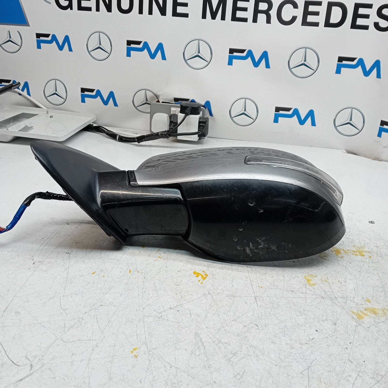MITSUBISHI OUTLANDER MK3 PASSENGER SIDE WING MIRROR  POWER FOLD FM001074