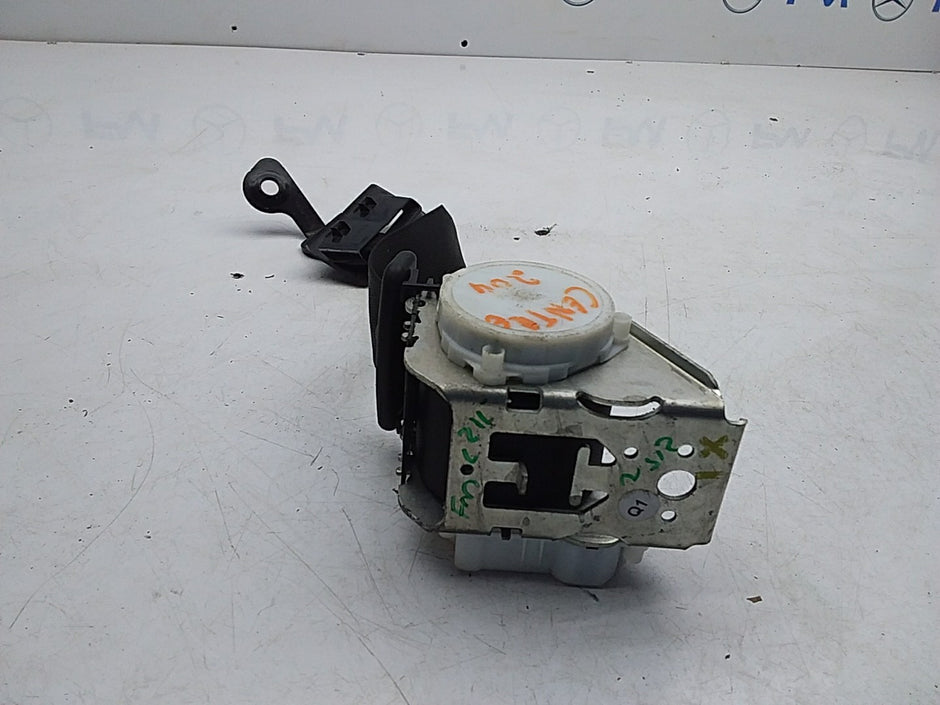 MERCEDES C-CLASS W204 SEAT BELT REAR  LEFT PASSENGER SIDE A2048603386 FMS211 NSR