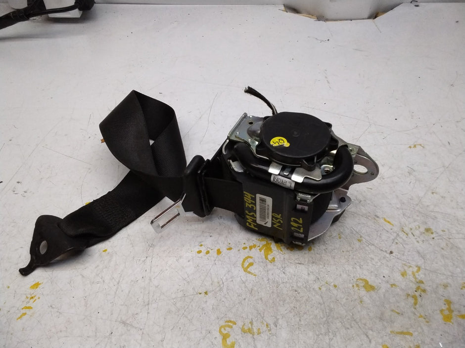 MERCEDES GLE W292 NEAR SIDE REAR SEAT BELT OEM A2928600185 FMS394 NSR