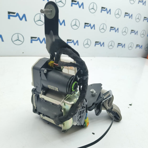 MERCEDES E CLASS W212  SEAT BELT FRONT LEFT PASSENGER SIDE A2128600786 FMS19 NSF