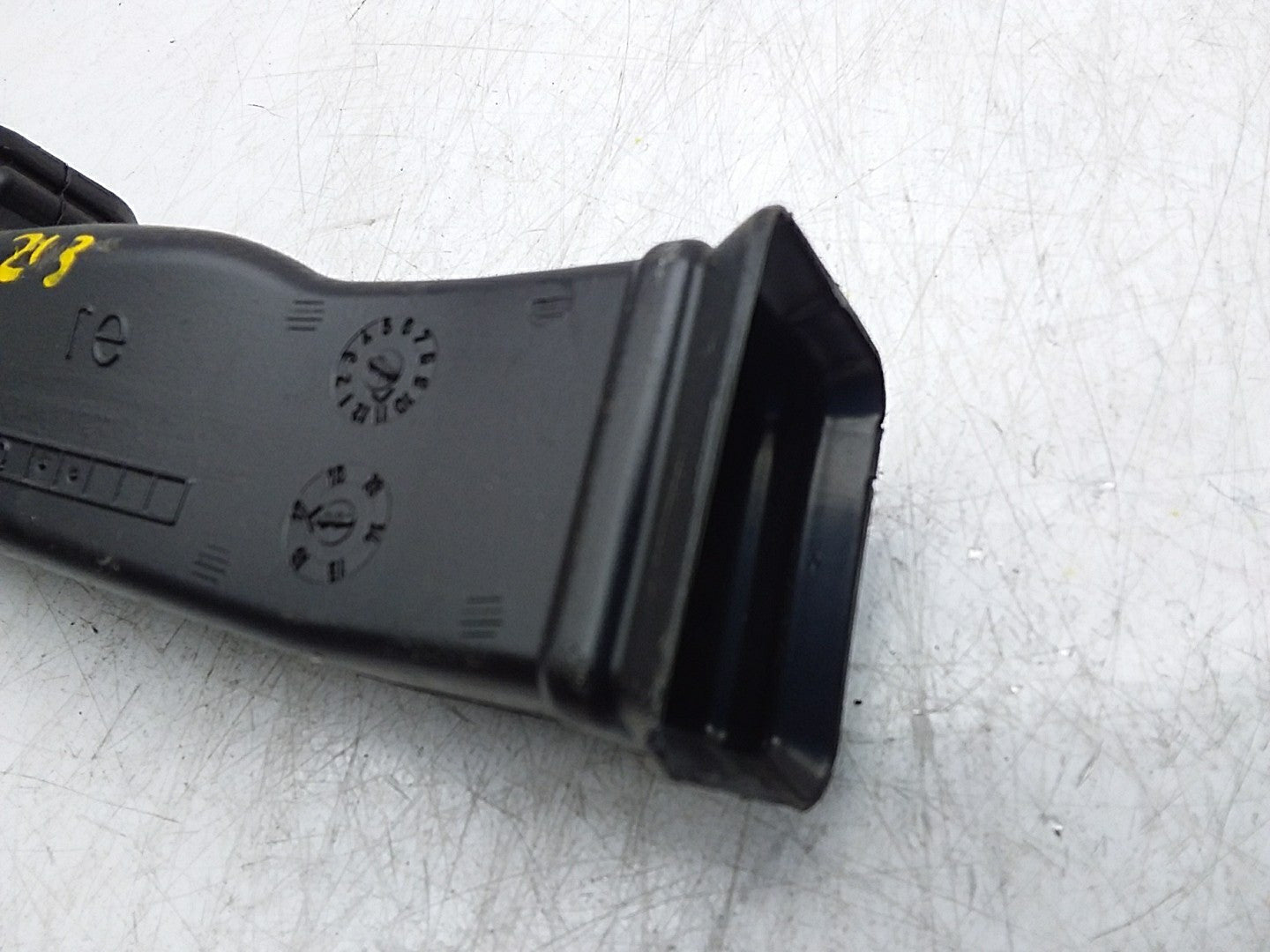 MERCEDES BENZ E-CLASS W213 AIR INTAKE TUBE A2138315000 FMI59