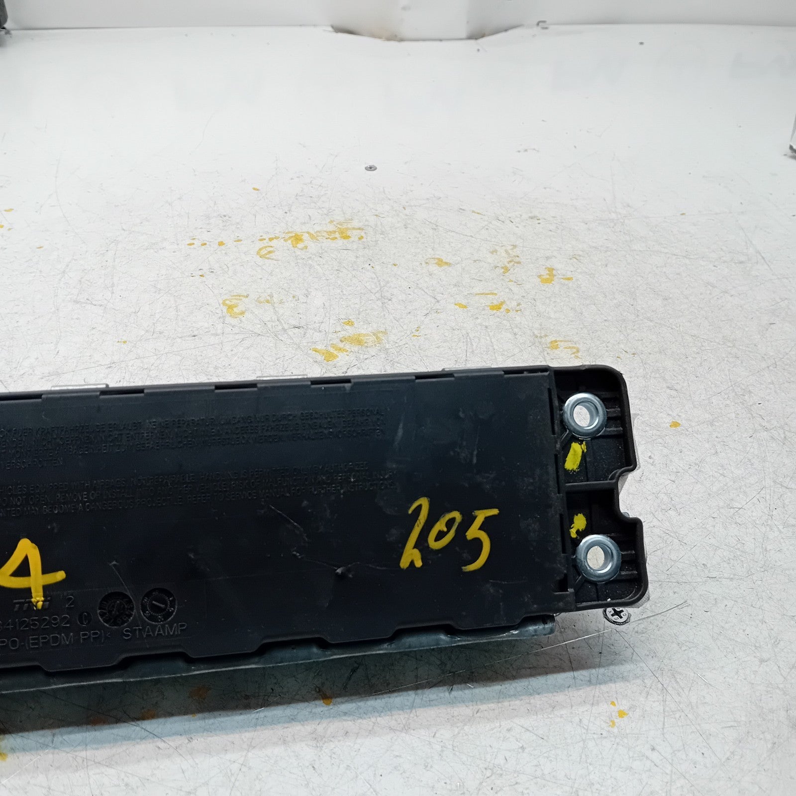 MERCEDES BENZ C CLASS W205 OSF DRIVER SIDE KNEE AIRBAG A2058201600 2017 FM001004