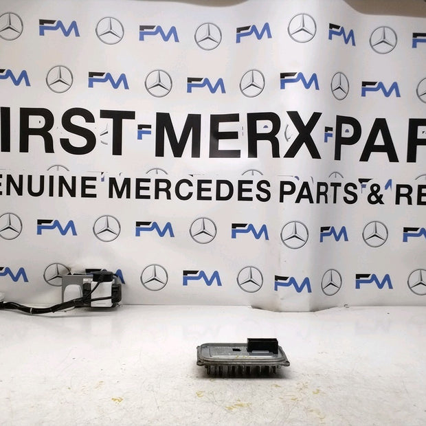 MERCEDES C-CLASS W205 HEADLIGHT CONTROL UNIT MODULE A2059004330 FM001028