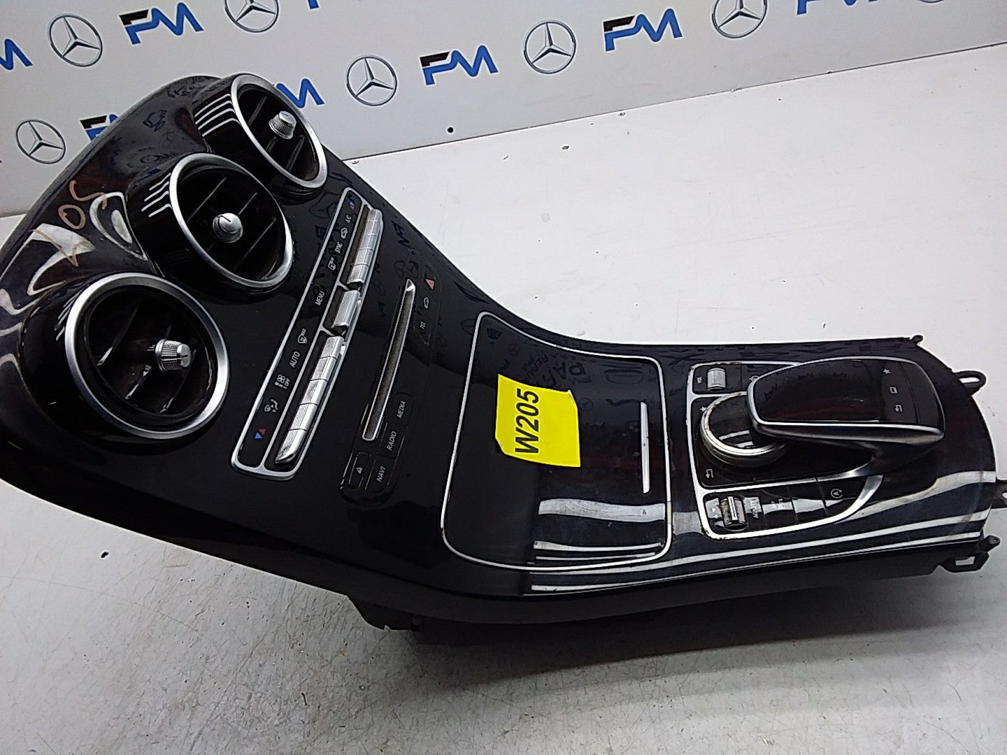 2014 ONWARDS MERCEDES C-CLASS W205 CENTRE  CONSOLE  A2054402032 FMK16