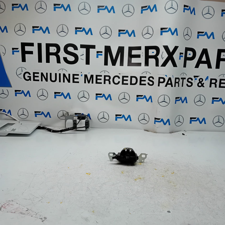GENUINE MERCEDES BENZ C-CLASS W205 TRUNK LID LOCK LATCH FM00911
