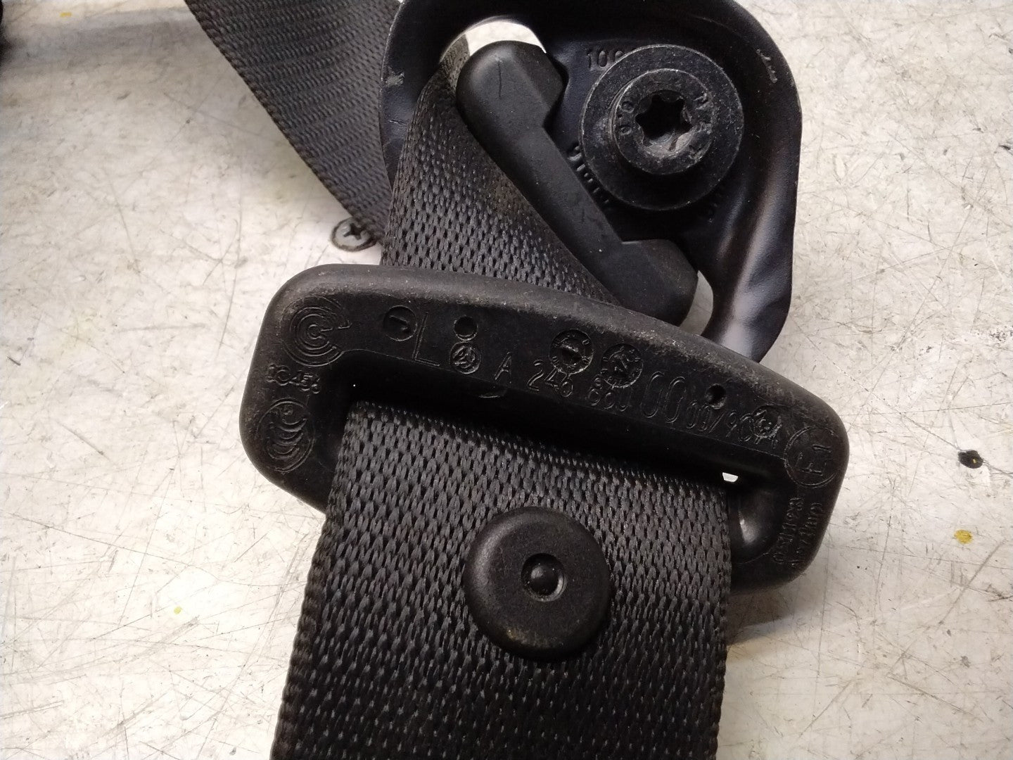 MERCEDES A CLASS SEAT BELT FRONT LEFT PASSENGER SIDE A2468600000 W176 FMS428 NSF