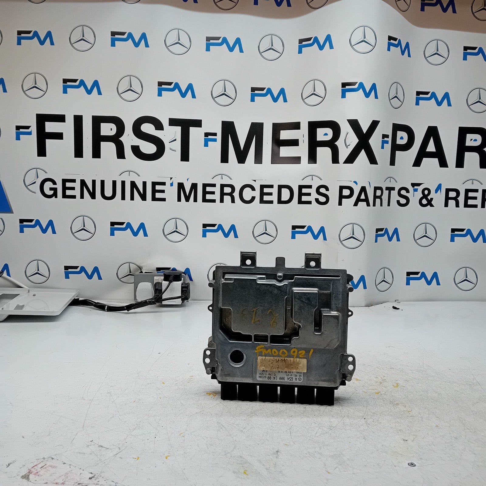 MERCEDES E-CLASS W213 ECU DIESEL ENGINE CONTROL MODULE A6549001400 FM00921