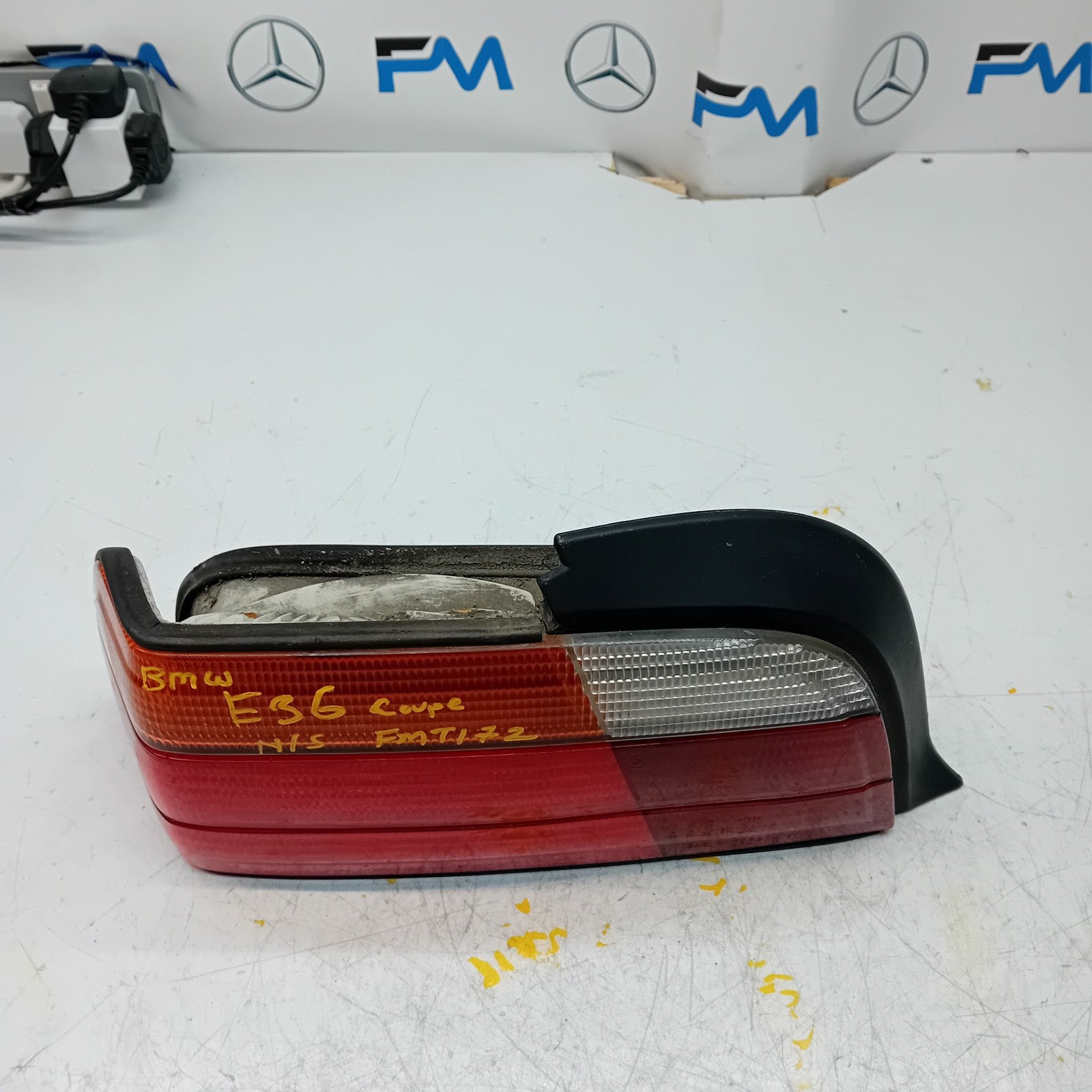 BMW E36 SERIES 3 Coupe 1991-2000 PASSENGER  NS REAR TAIL LIGHT 1387657 FMT172