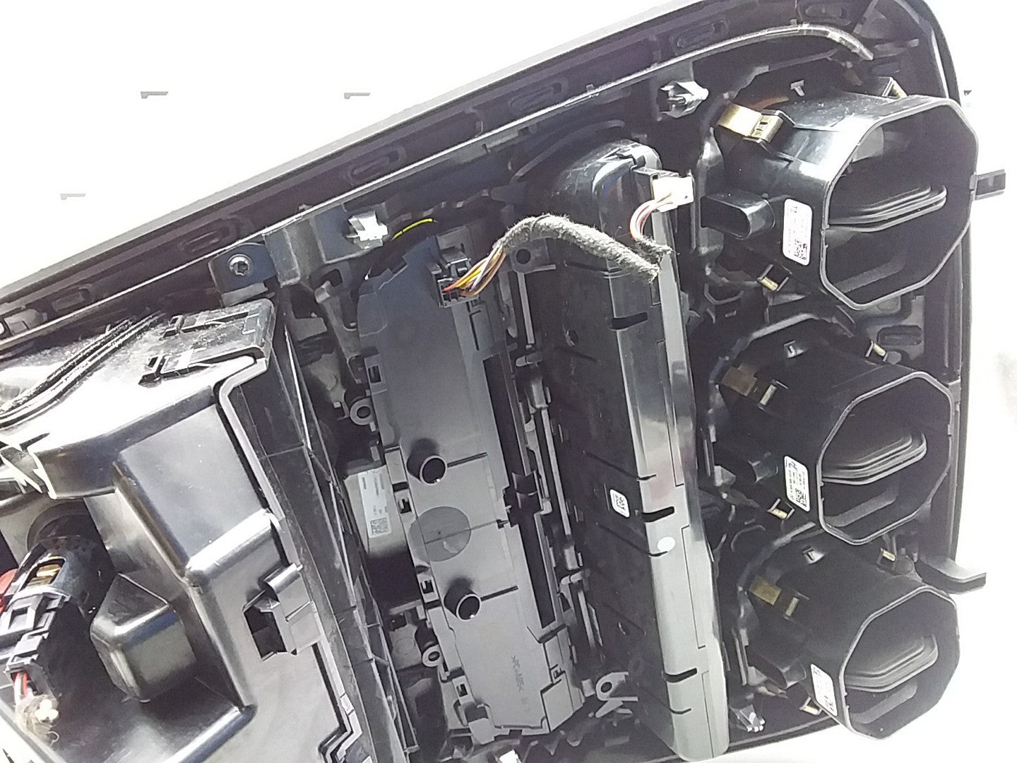 2014 ONWARDS MERCEDES C-CLASS W205 CENTRE  CONSOLE  A2056803905 FMK12