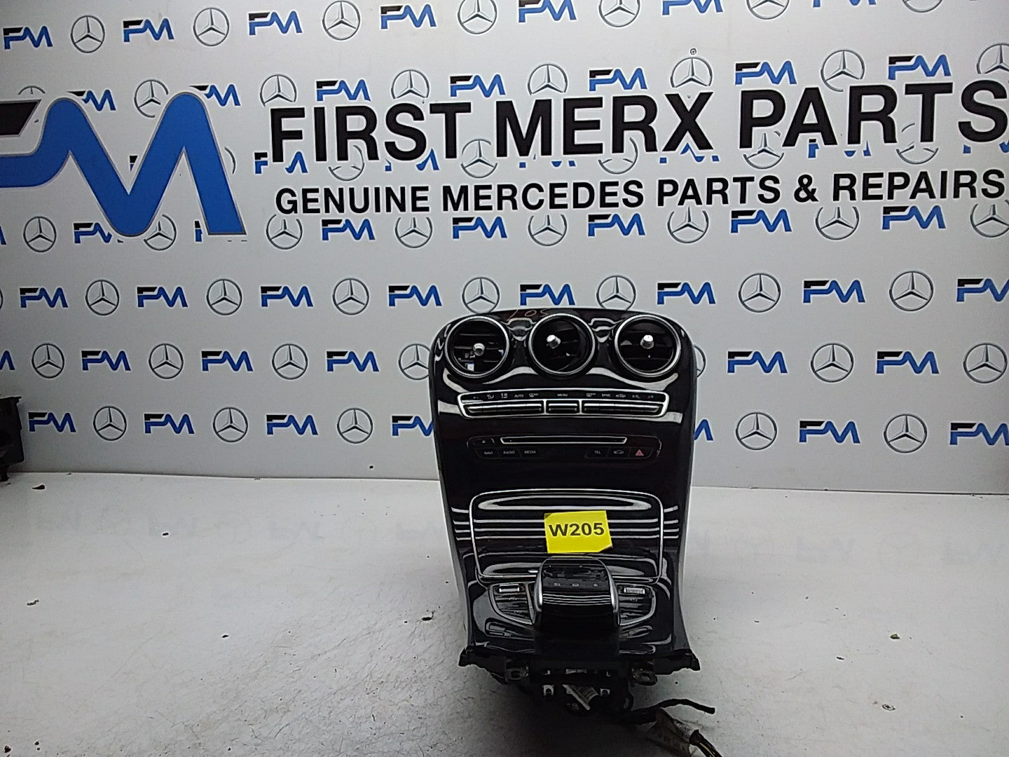 2014 ONWARDS MERCEDES C-CLASS W205 CENTRE  CONSOLE  A2054402032 FMK16