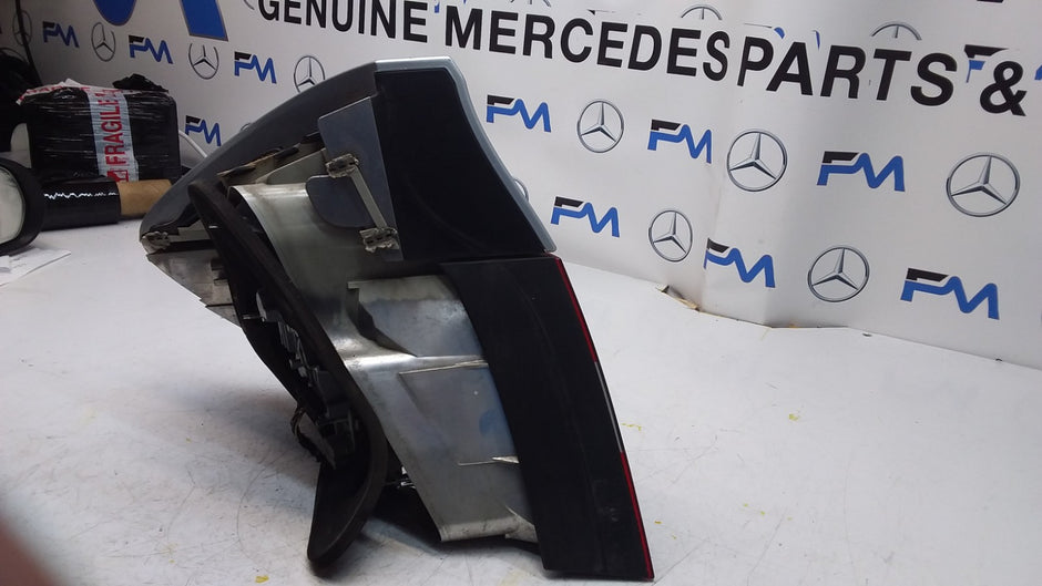 MERCEDES CLC W203 2010 DRIVER OS REAR TAIL LIGHT A2038205264 FMT156