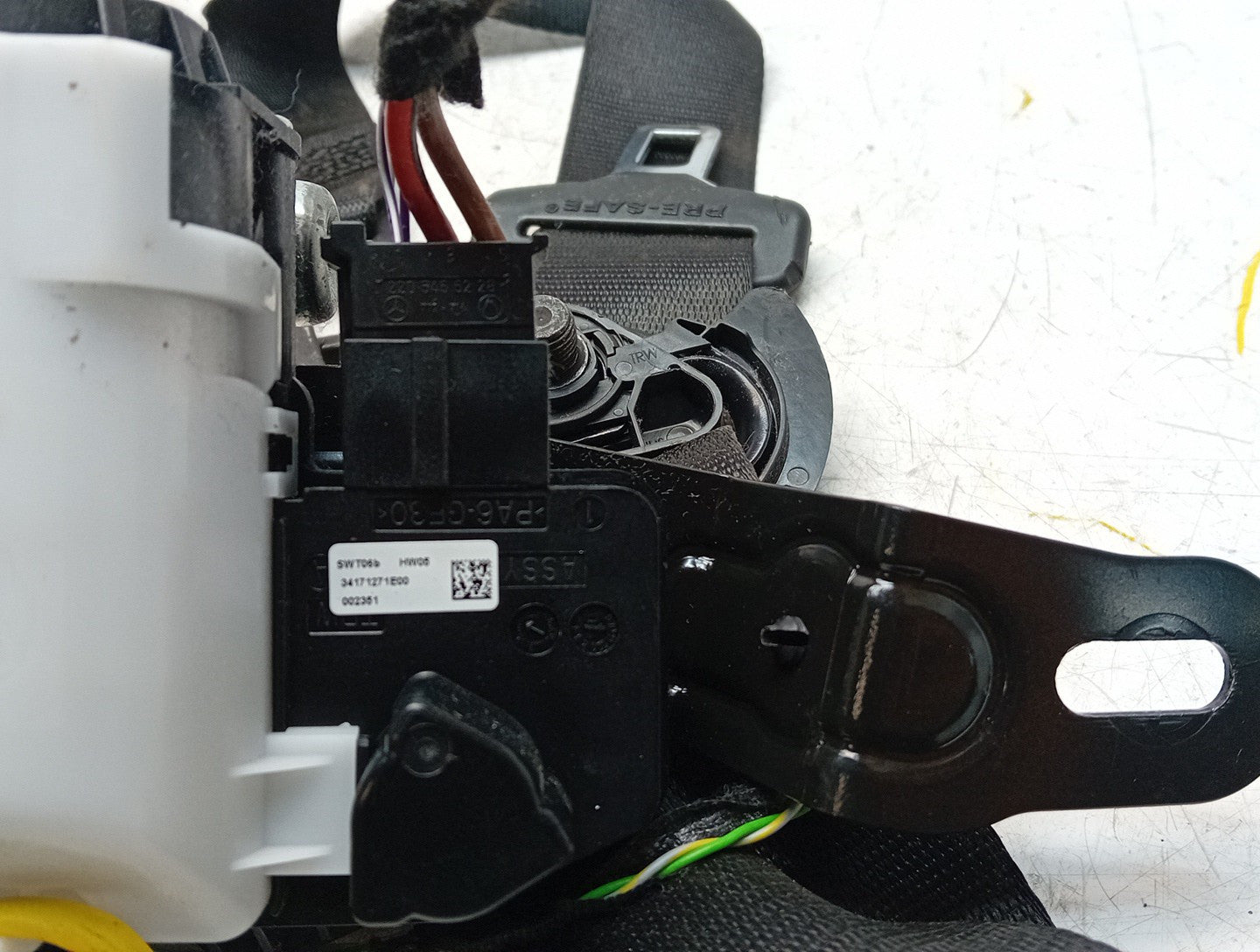 MERCEDES E220 SEAT BELT A2138605600 FRONT RIGHT DSL AUTO W213 ESTATE FMS93 OSF