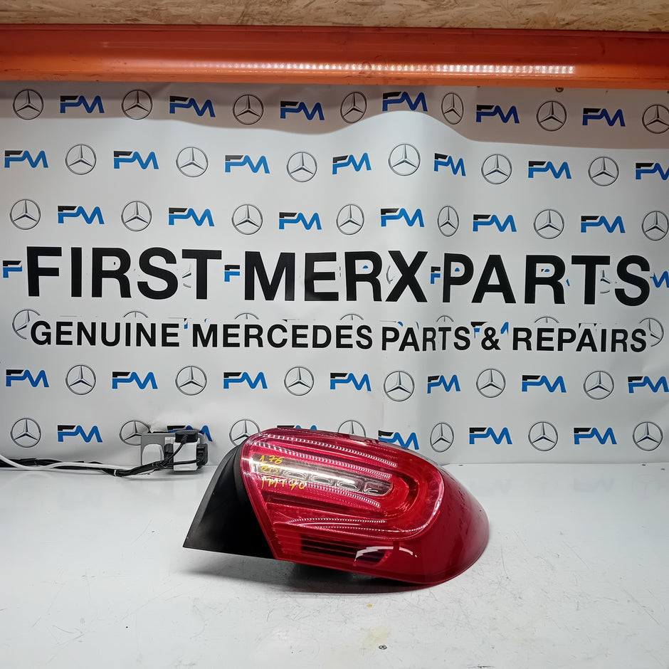 MERCEDES A-CLASS W176 2013 REAR DRIVER O/S TAIL LIGHT A1769062400 FMT70