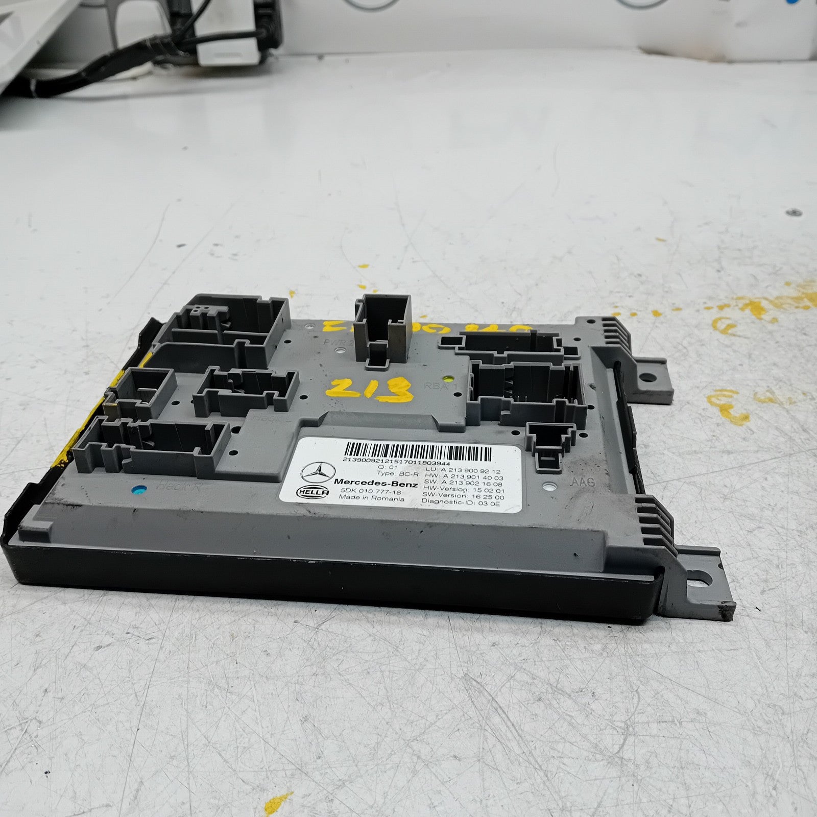 MERCEDES E-CLASS REAR SAM CONTROL MODULE W213 A2139009212 FM00840 (DAMAGED)