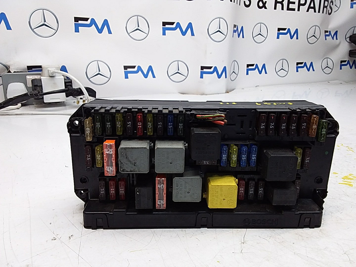 Mercedes E-CLASS W212 Fuse  Box RELAY A2129008507 FMF89