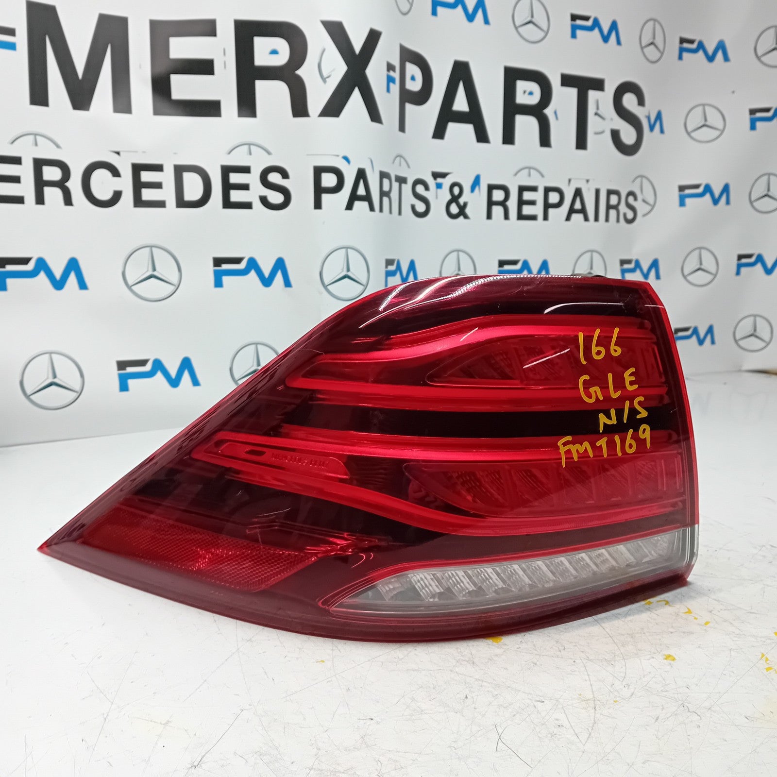 MERCEDES GLE W166 PASSENGER SIDE NS REAR TAIL LIGHT A1669065702 2018 FMT169