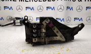 Mercedes C-CLASS W205 Fuse Relay Junction Box A2135400750 FM001038