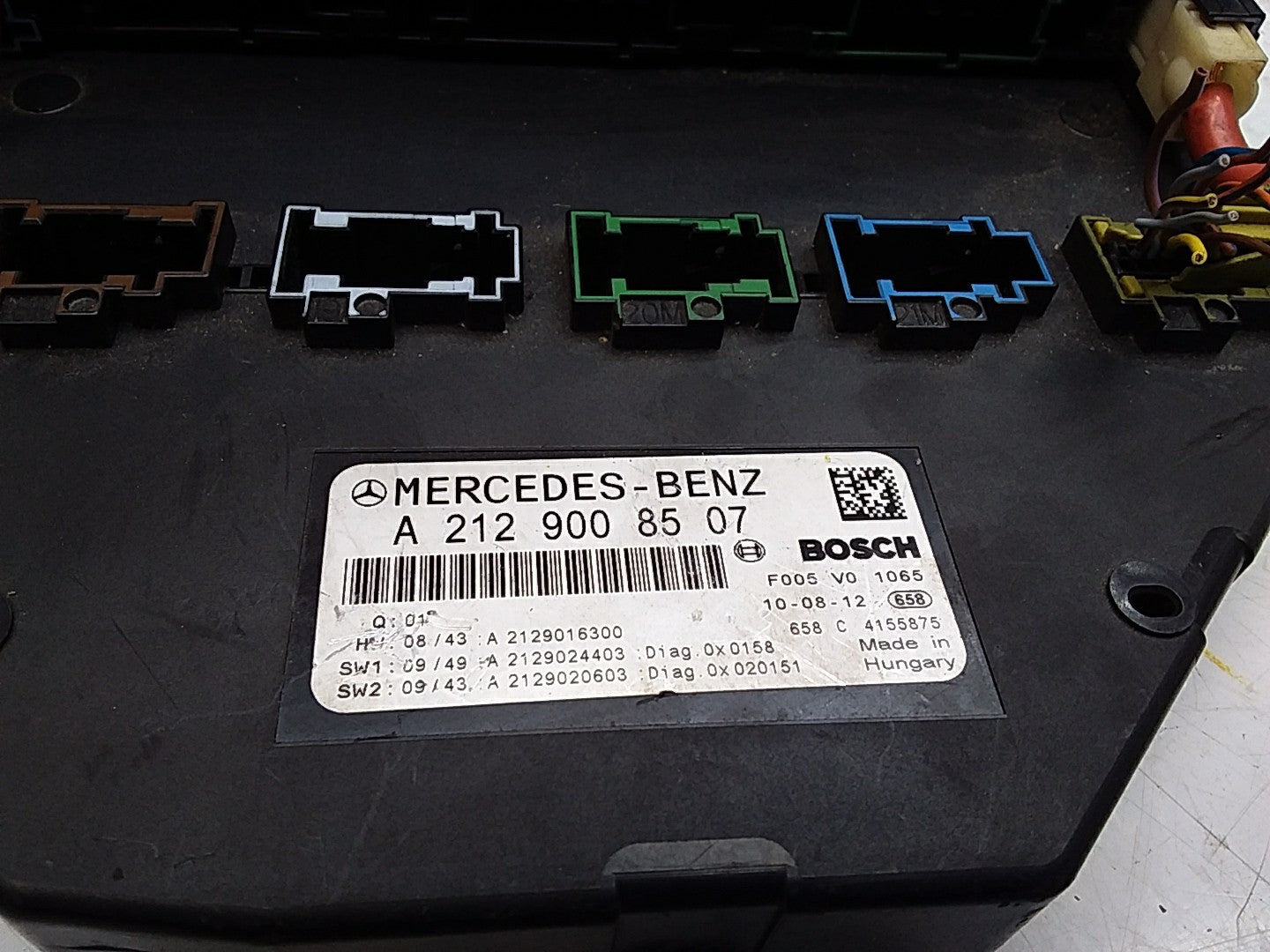 Mercedes E-CLASS W212 Fuse  Box RELAY A2129008507 FMF89