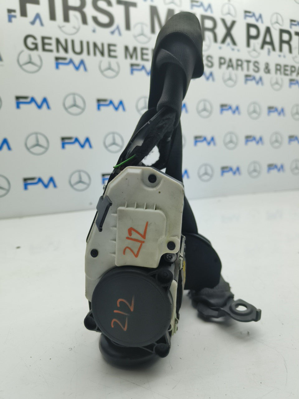 MERCEDES E CLASS W212 SEAT BELT FRONT LEFT PASSENGER SIDE A2128608685 FMS25 NSF