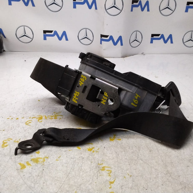 MERCEDES ML W164 W251 FRONT LEFT PASSENGER SIDE SEAT BELT A2518603185 FMS463 NSF