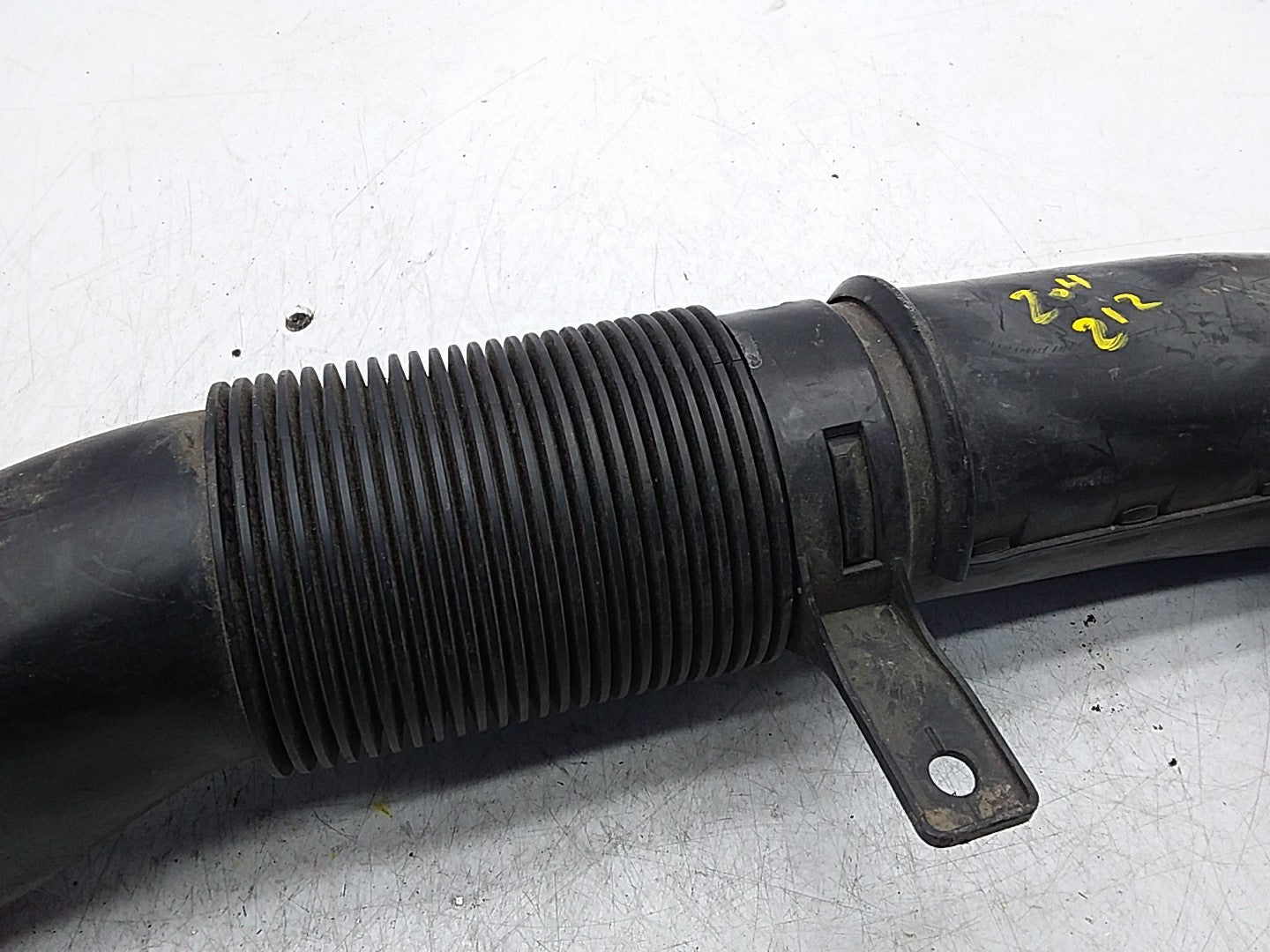 MERCEDES-BENZ E-CLASS A212 AIR INTAKE TUBE A6510903437 FMI01