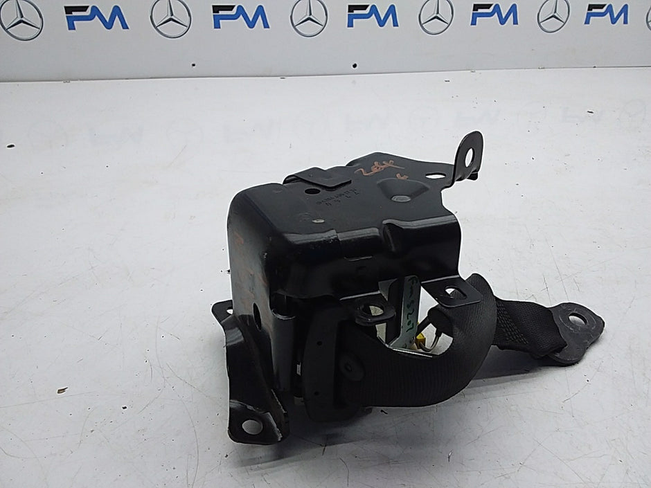 MERCEDES C-CLASS W204 SEAT BELT REAR  LEFT PASSENGER SIDE A2046301731 FMS207 NSR