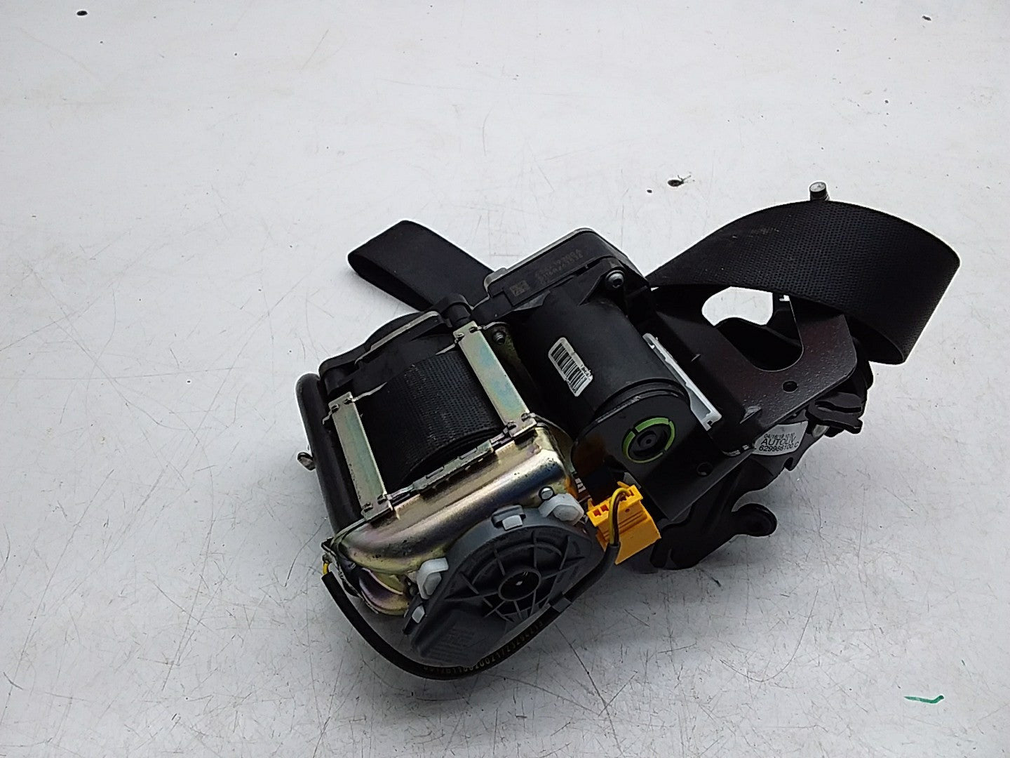 MERCEDES E-CLASS W238 SEAT BELT FRONT LEFT PASSENGER SIDE A2388602800 FMS255 NSF