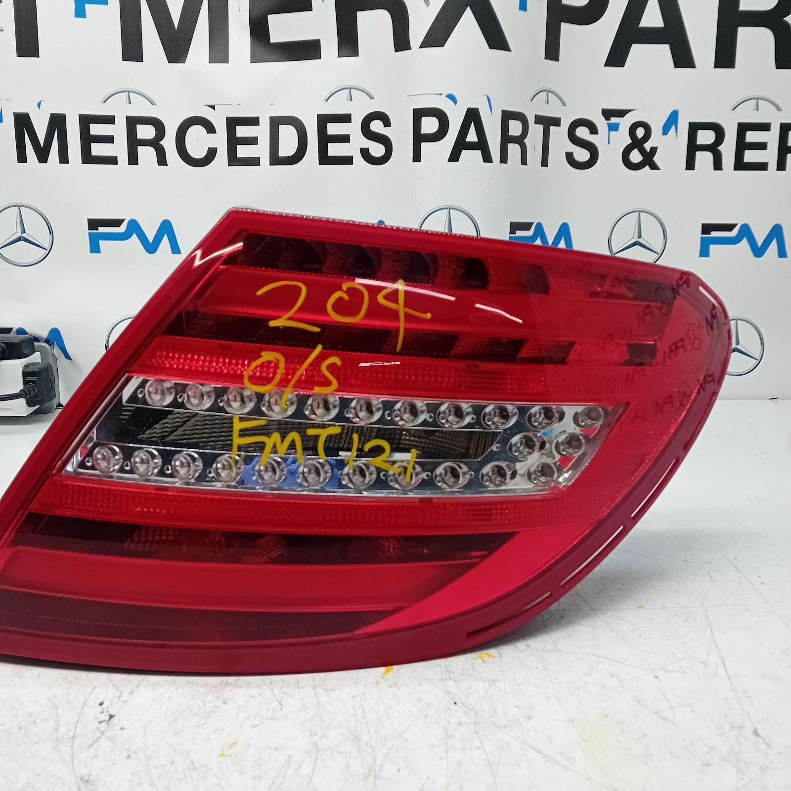 MERCEDES C-CLASS W204 DRIVER SIDE OS REAR TAIL LIGHT A2048205864 2012 FMT121
