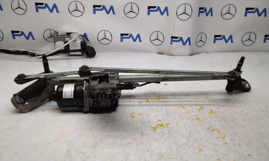 MERCEDES-BENZ A CLASS W177  FRONT WIPER MOTOR WITH LINKAGE A1779064801 FM00749