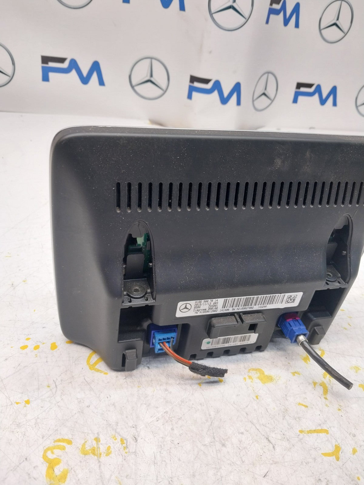 MERCEDES ML/M-CLASS W166 DISPLAY SCREEN A1669007814 2015 FM00723