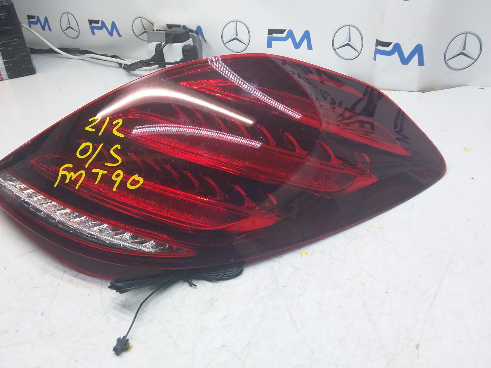 MERCEDES E-CLASS W212 REAR DRIVER O/S TAIL LIGHT FMT90
