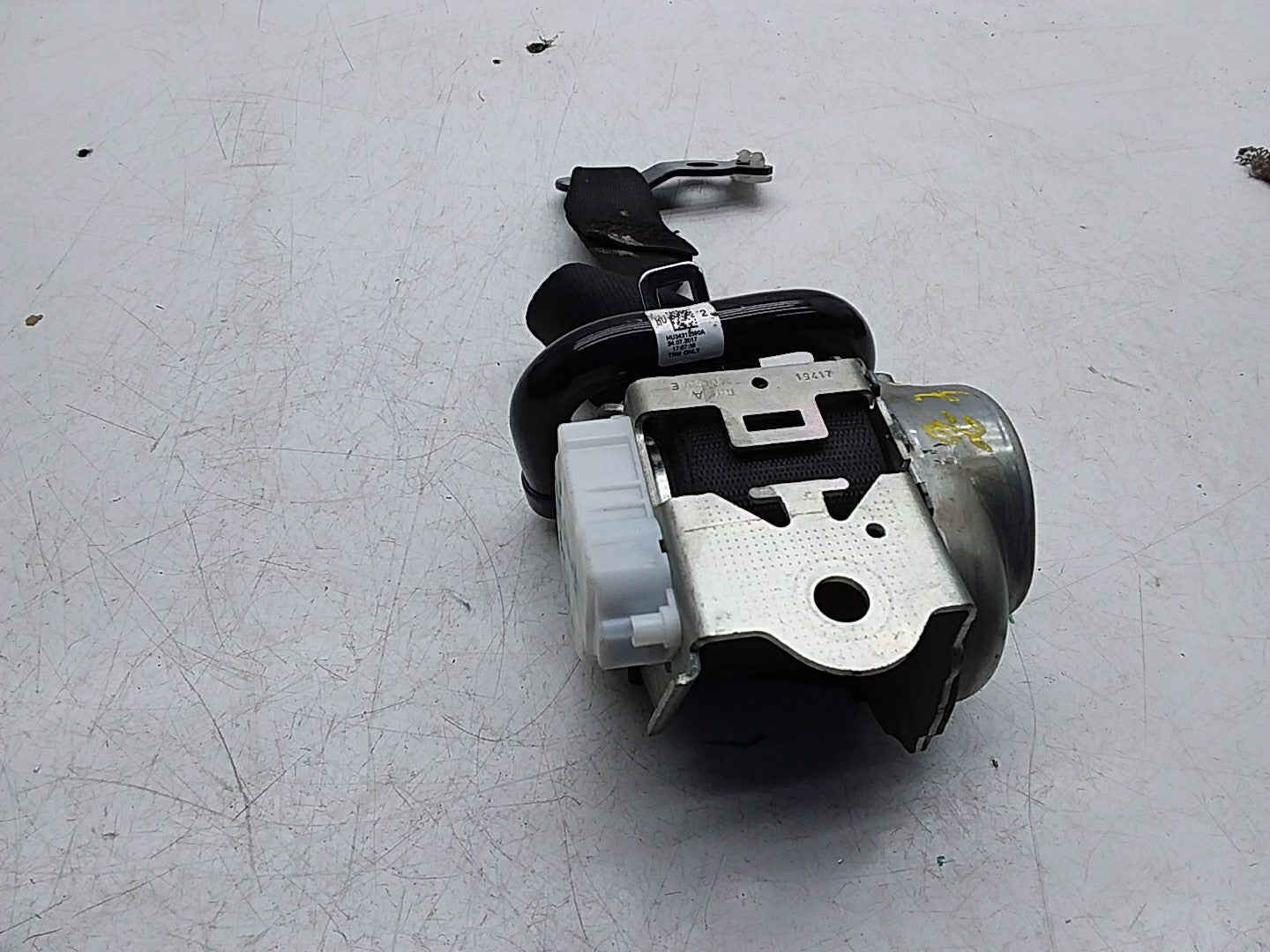 MERCEDES E-CLASS W238 SEAT BELT REAR LEFT PASSENGER SIDE A2388603700 FMS274 NSR