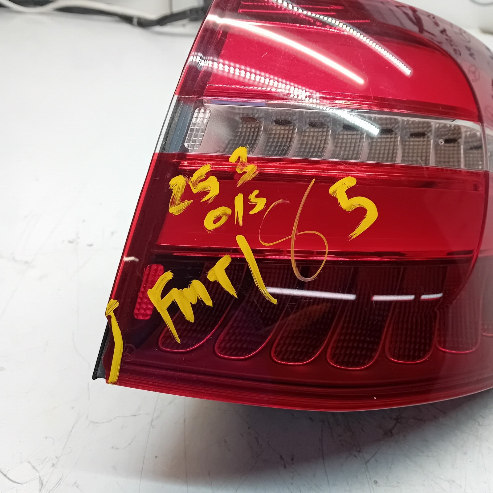 MERCEDES GLC W253 DRIVER SIDE OS REAR TAIL LIGHT FMT185 2016 A2539061000 