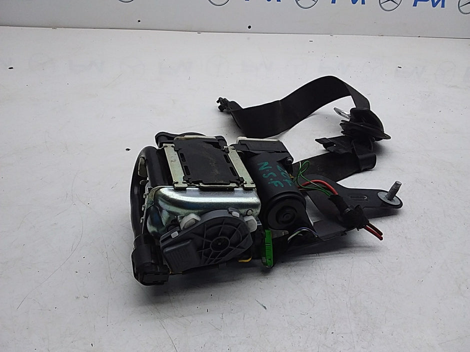 MERCEDES C-CLASS W204 SEAT BELT FRONT LEFT PASSENGER SIDE A2048680022 FMS201 NSF