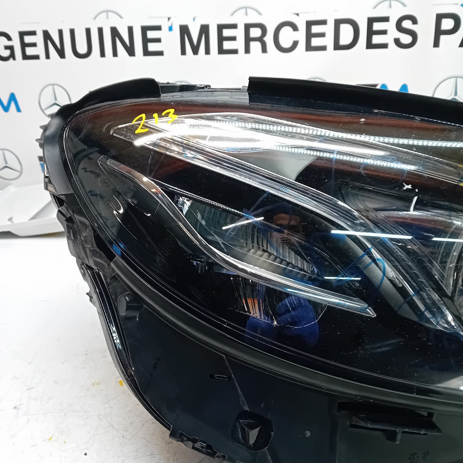 MERCEDES E-CLASS W213 HEADLIGHT DRIVER SIDE OS RIGHT A2129069608 2018 FMH177
